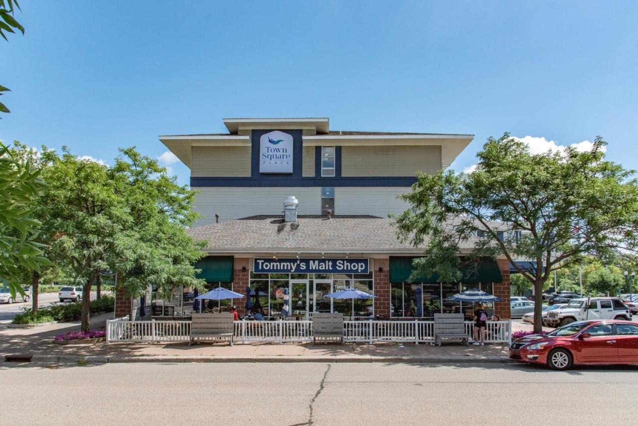 Hotel Townsquare Place