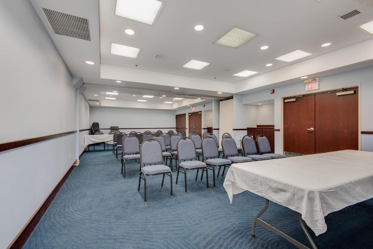 Townsquare Place Hotel 3*