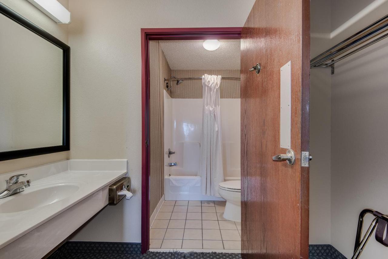 Hotel Townsquare Place Chaska