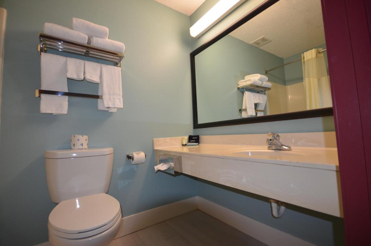 Townsquare Place 3* Chaska